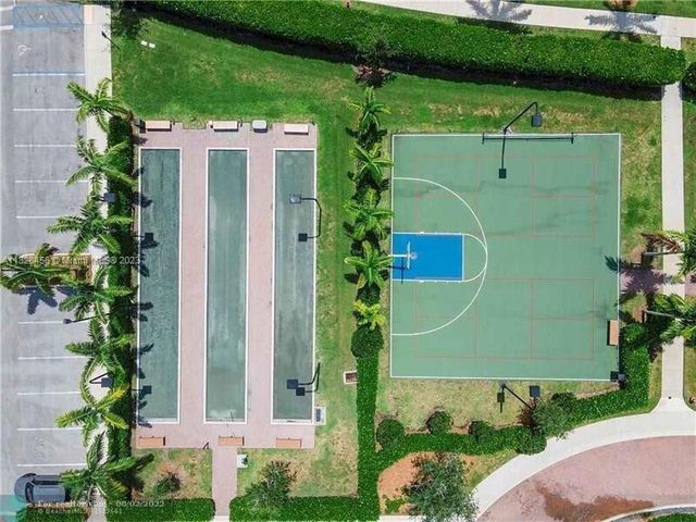 11825 Kalmar Circle N, Parkland, FL 33076