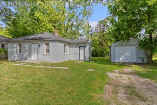 375 E Sheffield Avenue, Pontiac, MI 48340