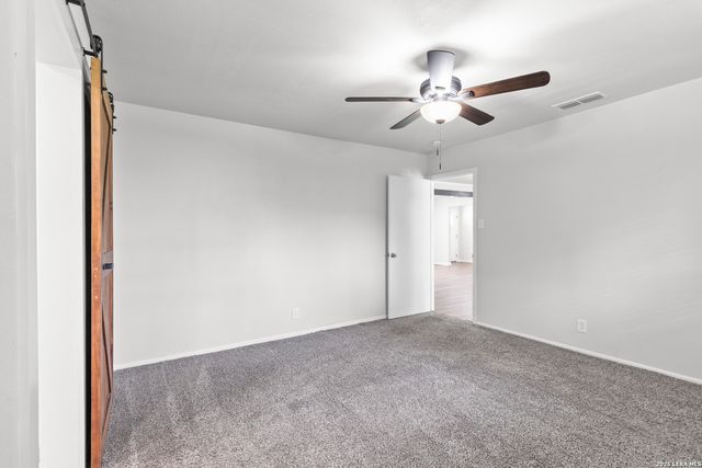 6027 FOREST SHADOW ST, San Antonio, TX 78240