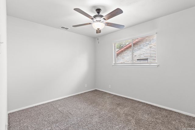 6027 FOREST SHADOW ST, San Antonio, TX 78240
