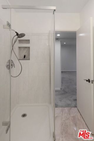 14315 Riverside Drive 210, Los Angeles, CA 91423