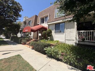14315 Riverside Drive 210, Los Angeles, CA 91423