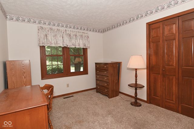 675 Caesar Drive, Avon, IN 46123