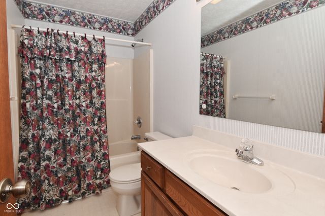 675 Caesar Drive, Avon, IN 46123