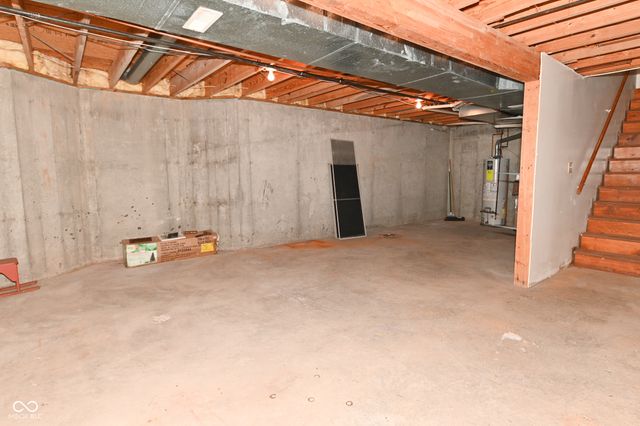 675 Caesar Drive, Avon, IN 46123