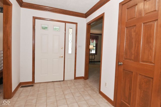 675 Caesar Drive, Avon, IN 46123