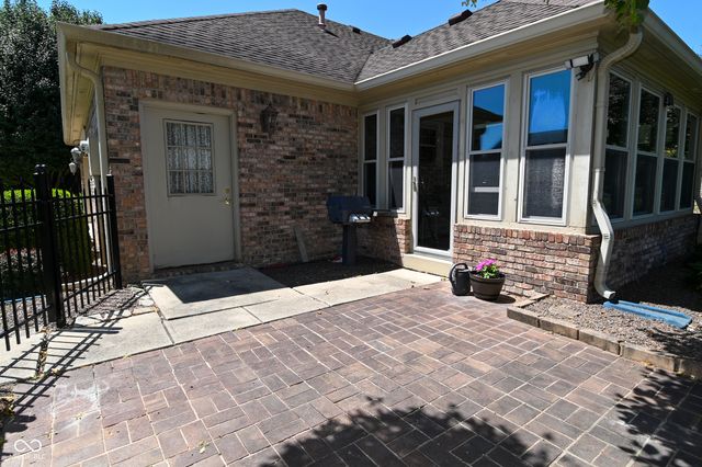 675 Caesar Drive, Avon, IN 46123