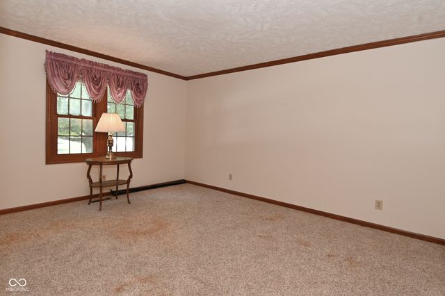 675 Caesar Drive, Avon, IN 46123