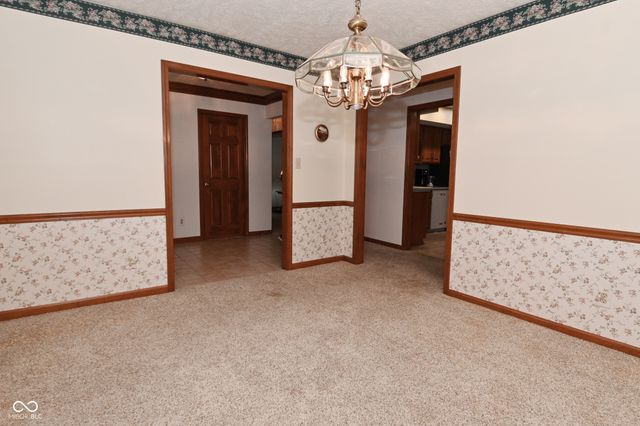 675 Caesar Drive, Avon, IN 46123