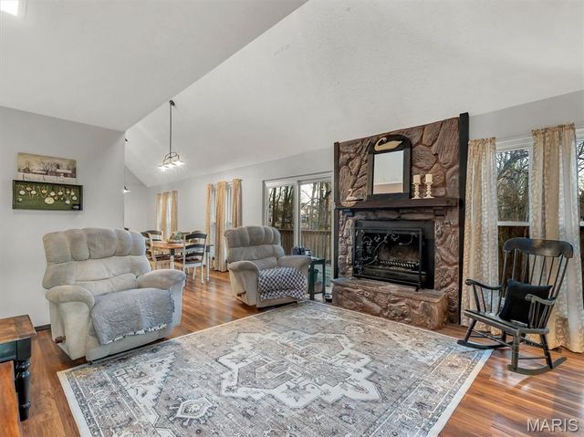 267 Timber Ridge Drive, Troy, MO 63379