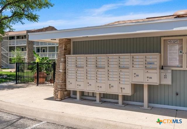 110 Cliffhouse Drive, Belton, TX 76513