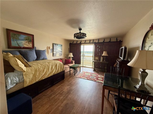 110 Cliffhouse Drive, Belton, TX 76513