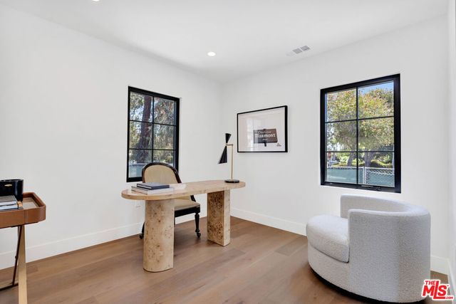 8671 Clifton Way, Beverly Hills, CA 90211