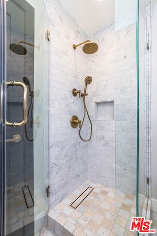 8671 Clifton Way, Beverly Hills, CA 90211