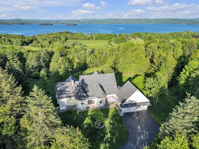 4647 Lake Road, Newport Town, VT 05857