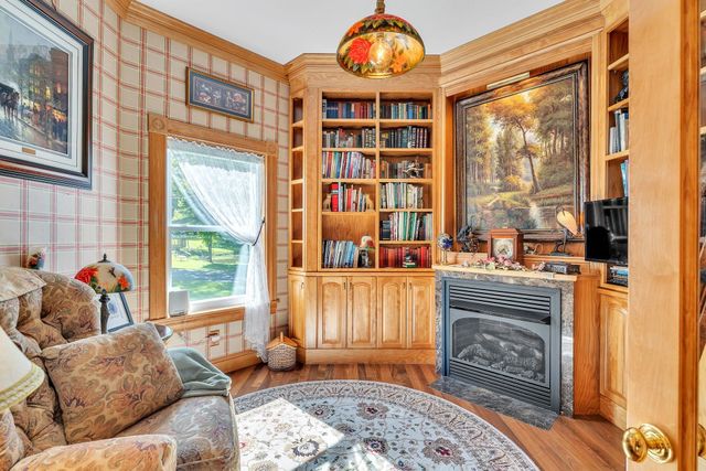 4647 Lake Road, Newport Town, VT 05857