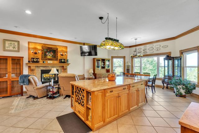 4647 Lake Road, Newport Town, VT 05857