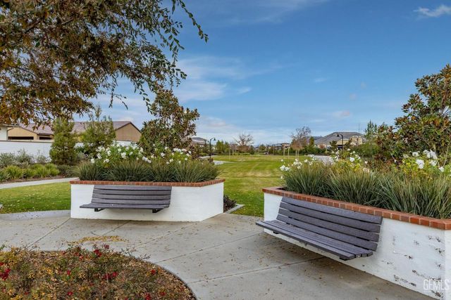 3910 Shelley Anne Way, Bakersfield, CA 93311