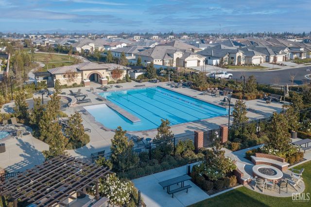 3910 Shelley Anne Way, Bakersfield, CA 93311