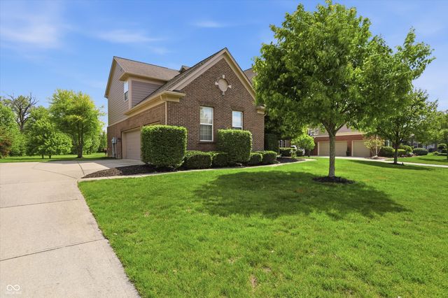 9449 Shadow Rock Circle, Zionsville, IN 46077