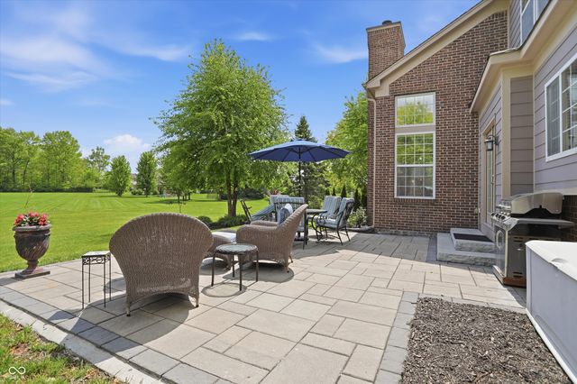 9449 Shadow Rock Circle, Zionsville, IN 46077