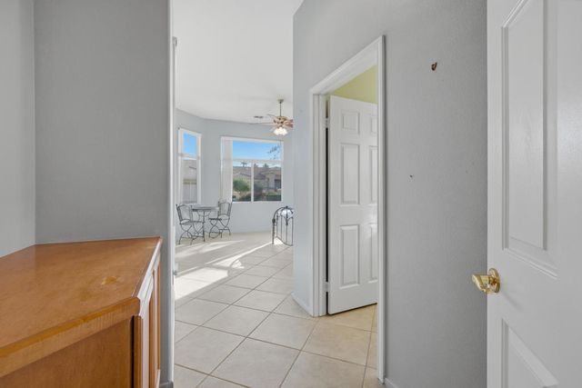 35907 Royal Vista Way, Palm Desert, CA 92211