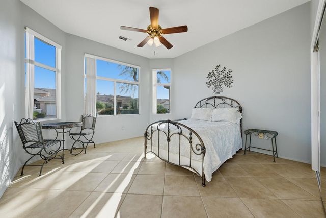 35907 Royal Vista Way, Palm Desert, CA 92211