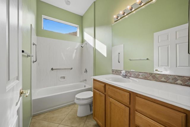 35907 Royal Vista Way, Palm Desert, CA 92211