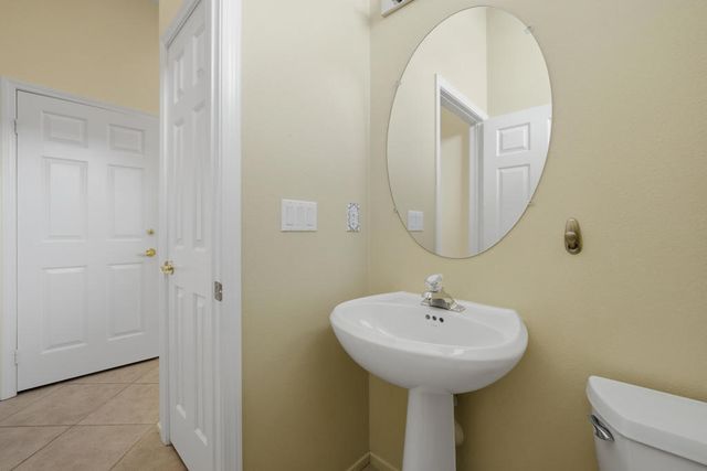 35907 Royal Vista Way, Palm Desert, CA 92211