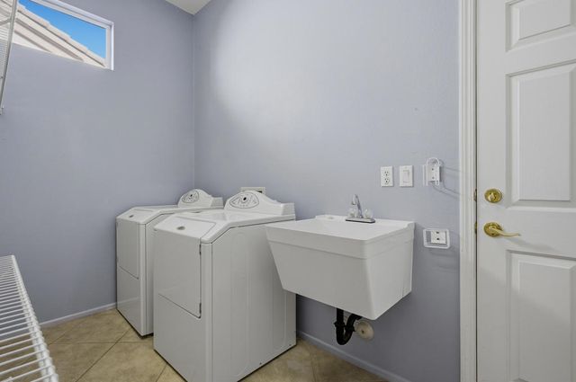 35907 Royal Vista Way, Palm Desert, CA 92211