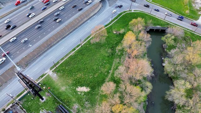 2636 North Freeway, Houston, TX 77009