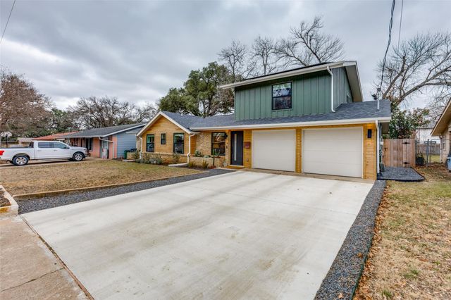 2209 Fair Oaks DR, Austin, TX 78745