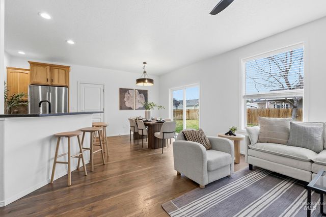 617 W Alderwood Lane, Nampa, ID 83651