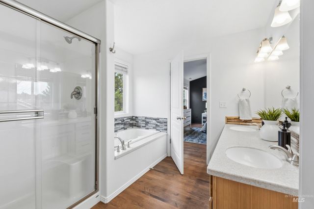 617 W Alderwood Lane, Nampa, ID 83651