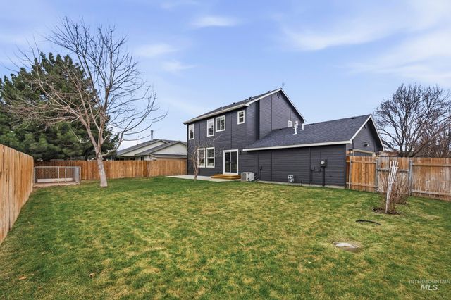 617 W Alderwood Lane, Nampa, ID 83651