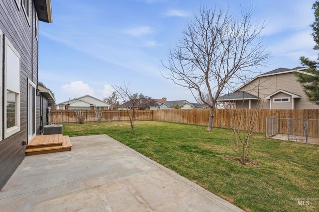 617 W Alderwood Lane, Nampa, ID 83651