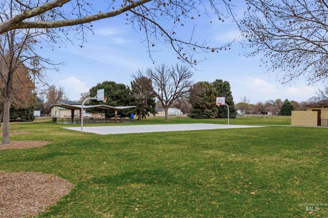 617 W Alderwood Lane, Nampa, ID 83651