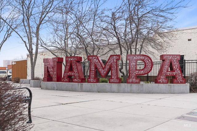 617 W Alderwood Lane, Nampa, ID 83651