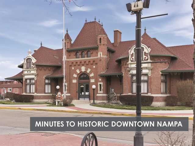 617 W Alderwood Lane, Nampa, ID 83651