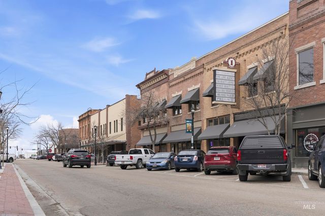 617 W Alderwood Lane, Nampa, ID 83651