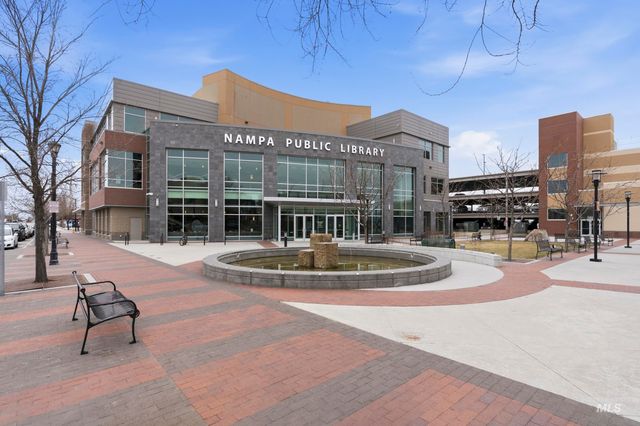 617 W Alderwood Lane, Nampa, ID 83651