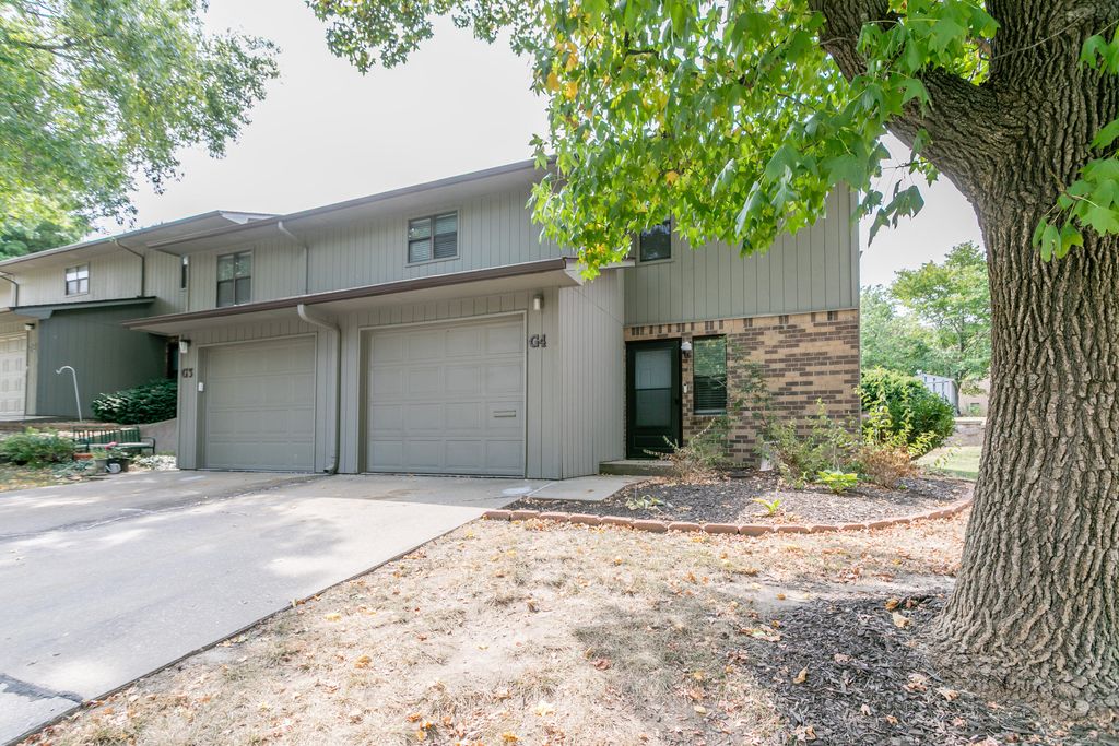 2801 W BROADWAY G-4, Columbia, MO 65203