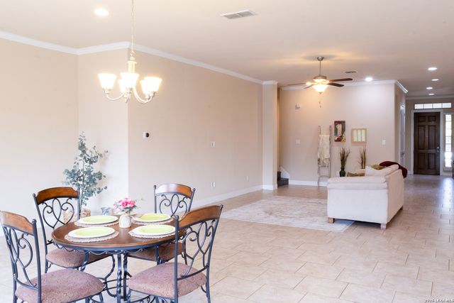 813 sussex, Cibolo, TX 78108