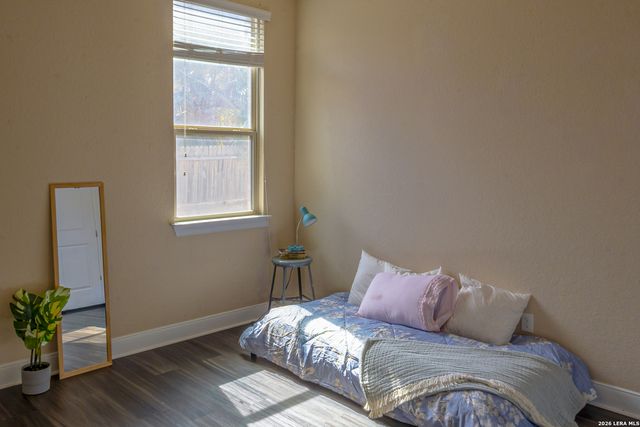 813 sussex, Cibolo, TX 78108