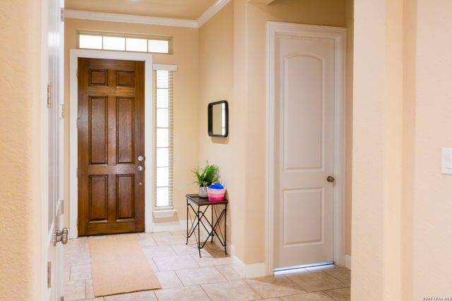 813 sussex, Cibolo, TX 78108