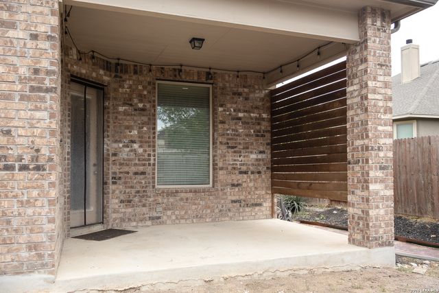 813 sussex, Cibolo, TX 78108