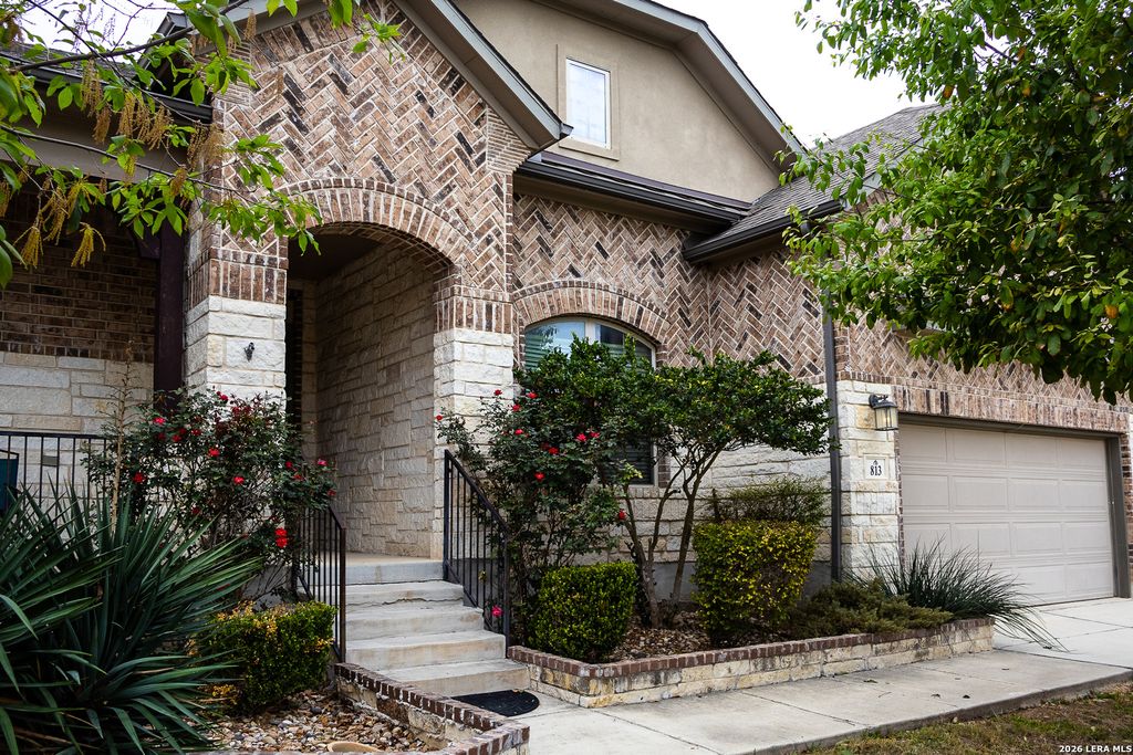 813 sussex, Cibolo, TX 78108