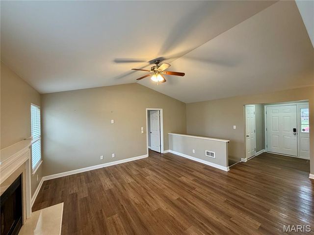 907 Warrior Ridge Court, Warrenton, MO 63383