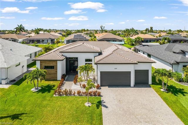 2029 31st TER, Cape Coral, FL 33914