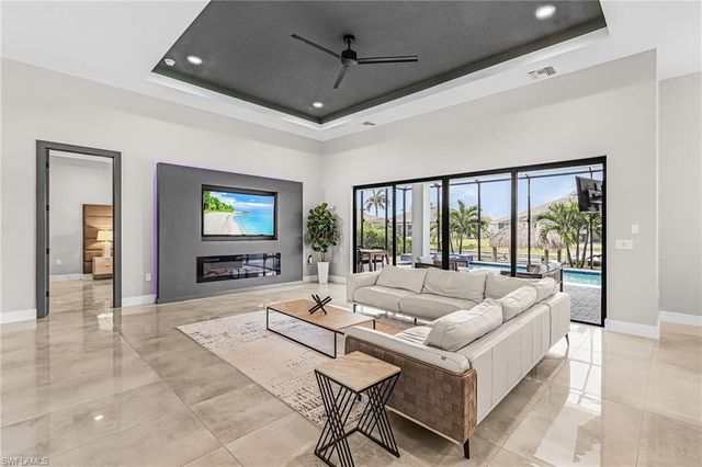 2029 31st TER, Cape Coral, FL 33914